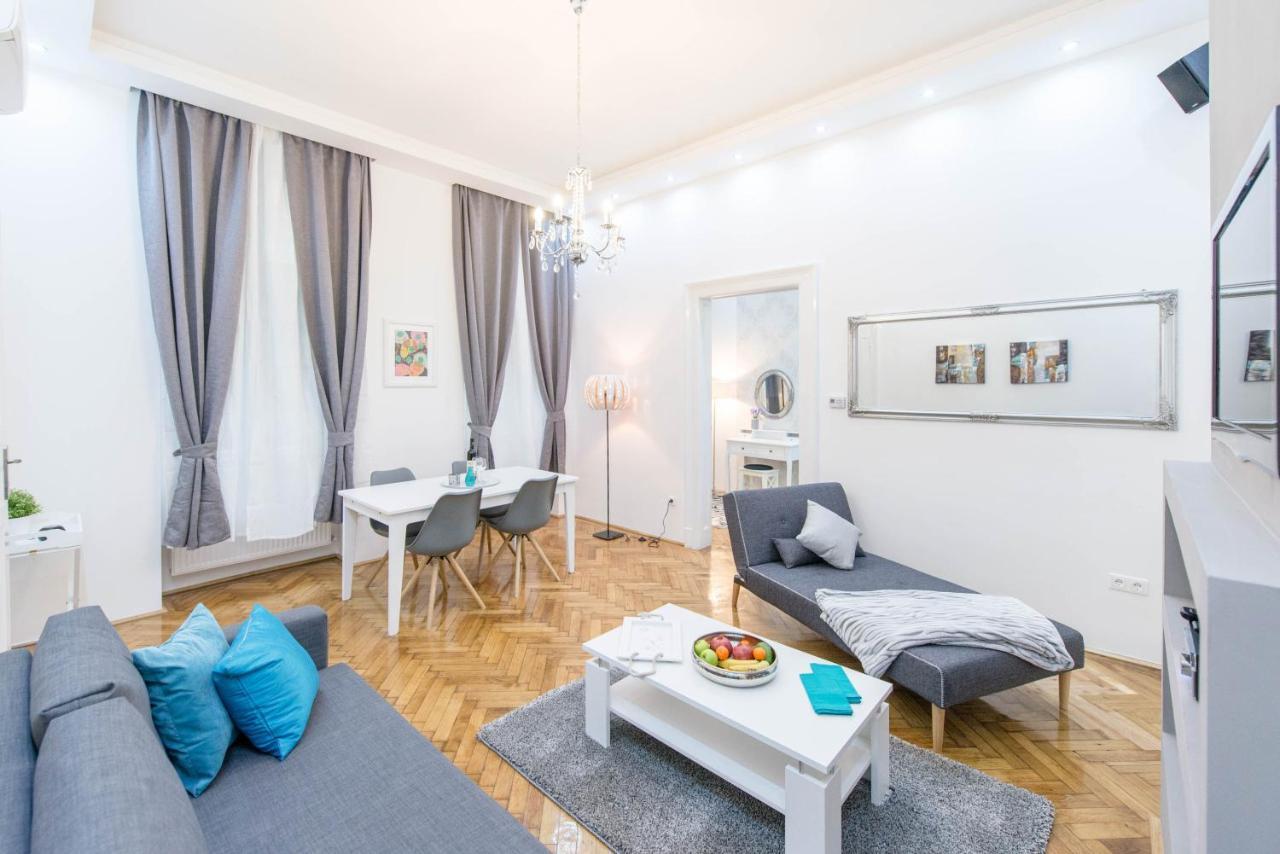 Dominik Apartment Boedapest Buitenkant foto