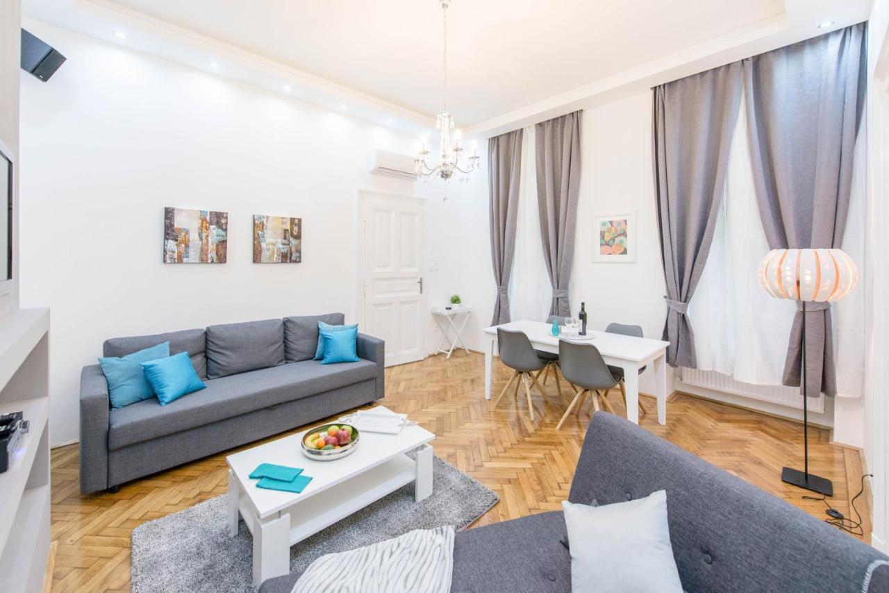 Dominik Apartment Boedapest Buitenkant foto